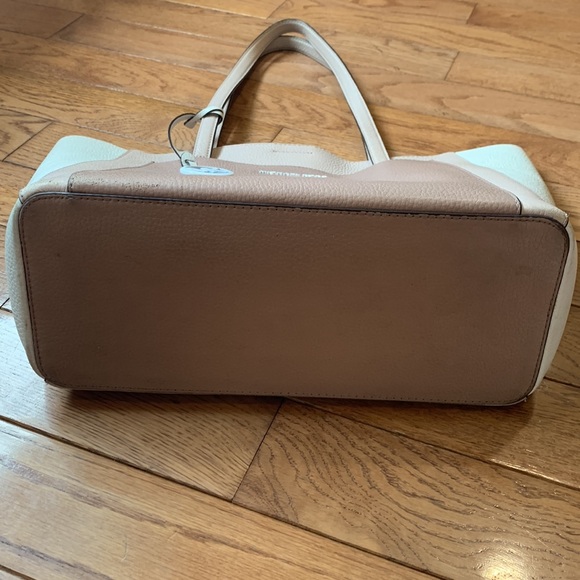 Michael Michael Kors Large Leather Gemma Colorblock Front Pocket Tote - Picture 9 of 15